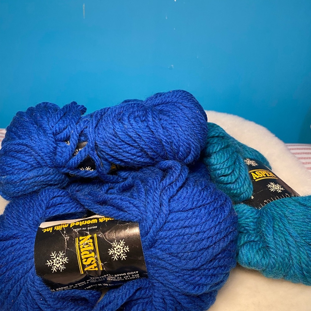 Lot of 6 Brunswick  aspen wool yarns